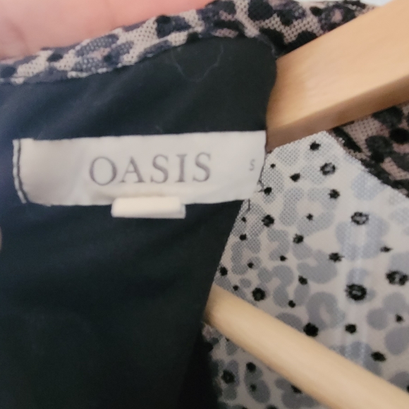 Leopard print top - Picture 2 of 2